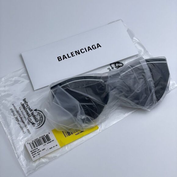 NEW Balenciaga BB0004S 001 Black Grey Shield Unisex Sunglasses - Picture 11 of 13